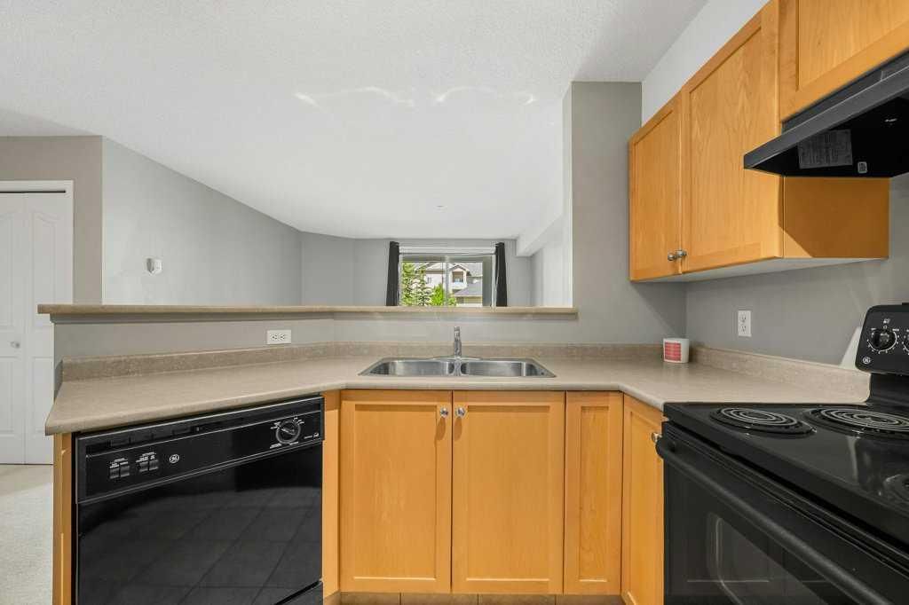2117, 2518 Fish Creek Boulevard SW, Calgary — photo 4 of 33