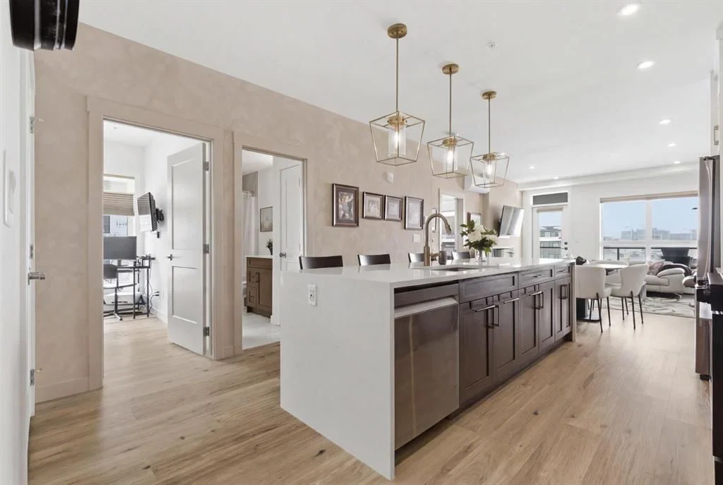 7306, 1802 Mahogany Boulevard SE, Calgary — main listing photo