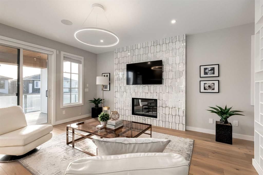 40 Timberline Way SW, Calgary — photo 4 of 50