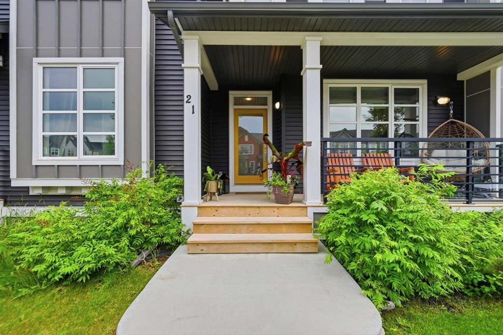 21 Carringvue Link NW, Calgary — photo 3 of 46