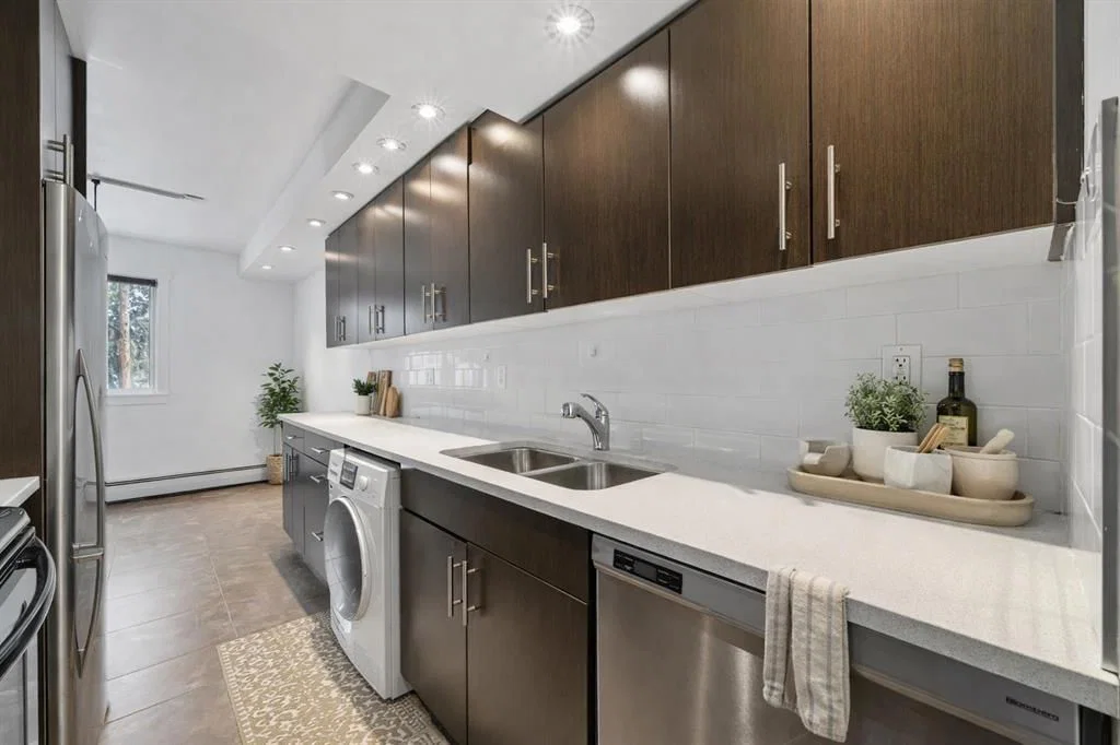 12, 1230 Cameron Avenue SW, Calgary — photo 3 of 27