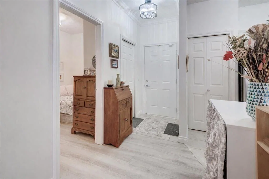 207, 11170 30 Street SW, Calgary — photo 5 of 29