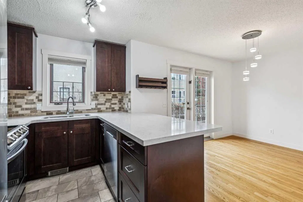 1110 14 Avenue SW, Calgary — photo 5 of 40