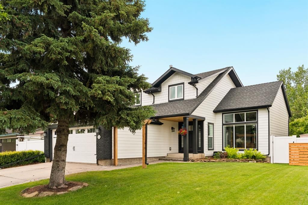 692 Woodpark Boulevard SW, Calgary — main listing photo