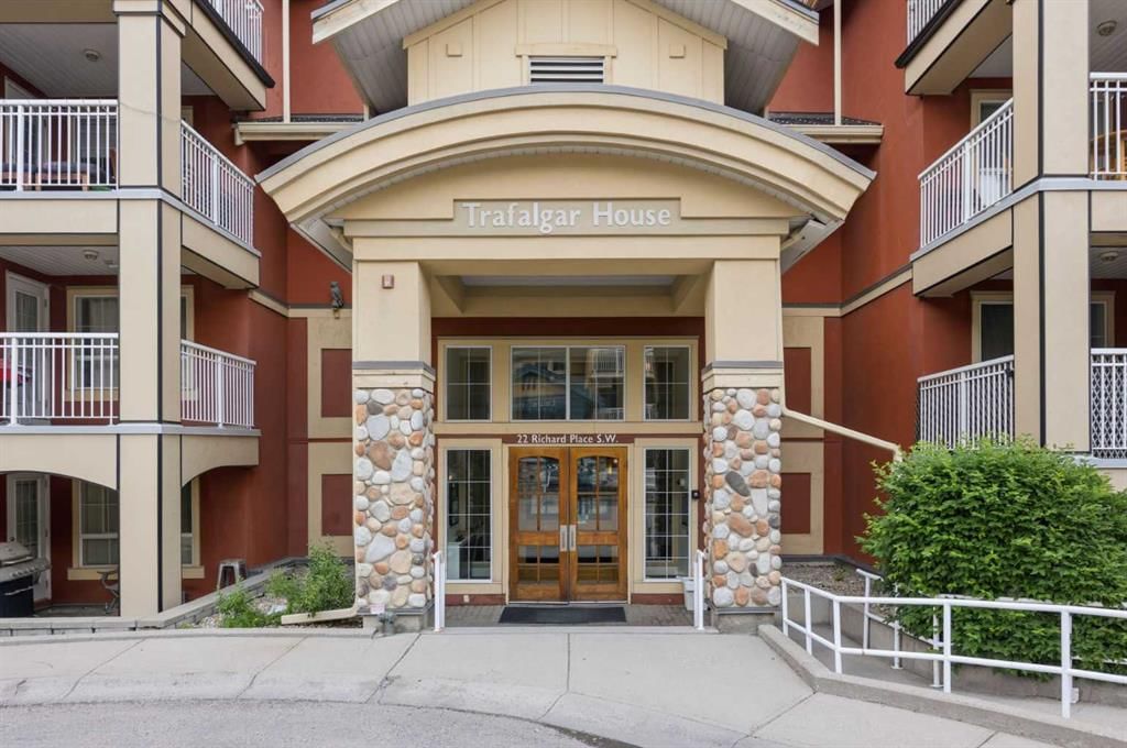 341, 22 Richard Place SW, Calgary — photo 4 of 50