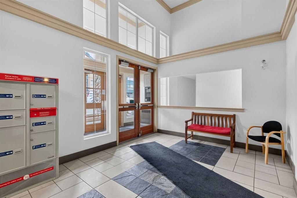 341, 22 Richard Place SW, Calgary — photo 5 of 50