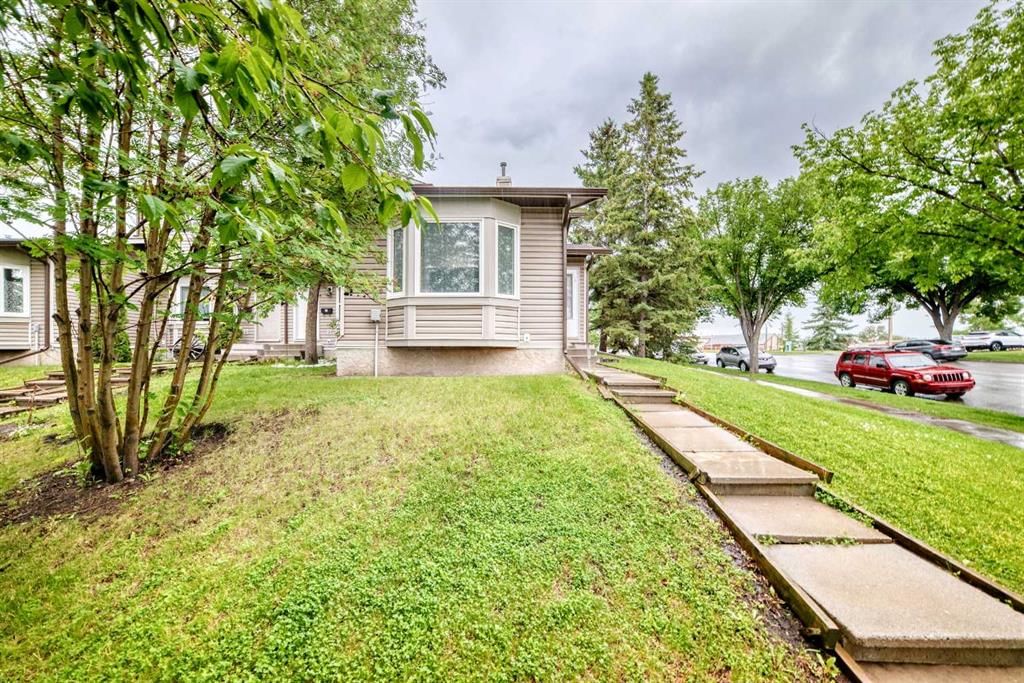 15 Falshire Terrace NE, Calgary — main listing photo