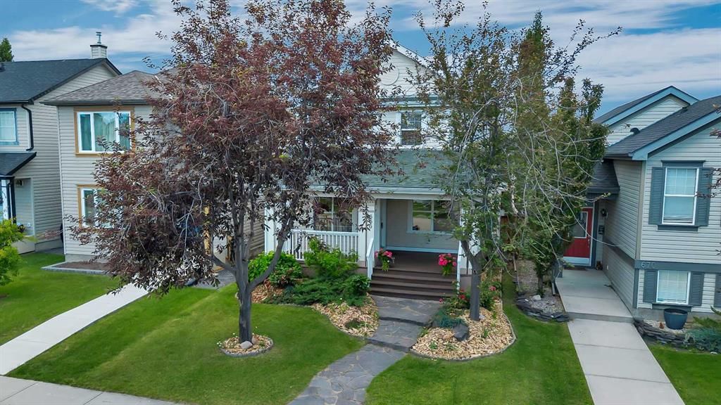 666 Evermeadow Road SW, Calgary — photo 3 of 50