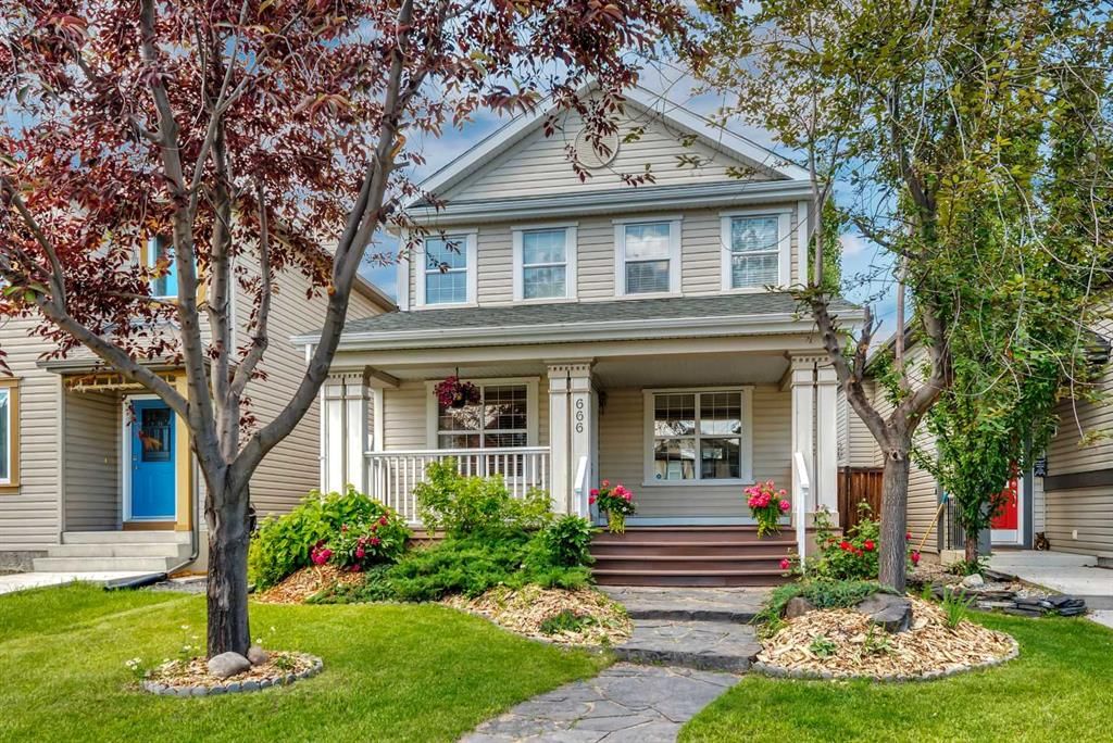666 Evermeadow Road SW, Calgary — photo 4 of 50