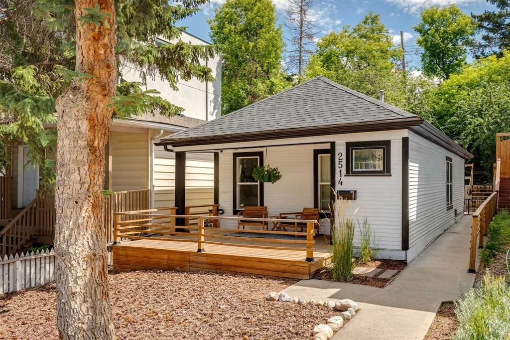 2514 16A Street SW, Calgary — photo 2 of 25