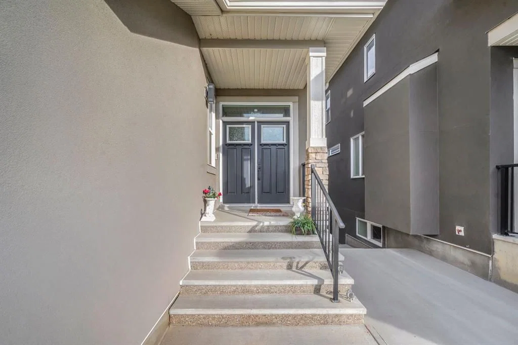 459 Savanna Way NE, Calgary — photo 5 of 46