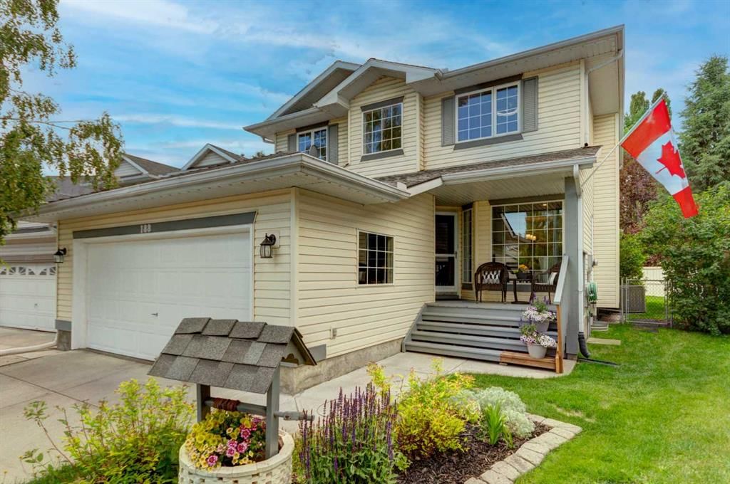 188 Mt Selkirk Close SE, Calgary — main listing photo