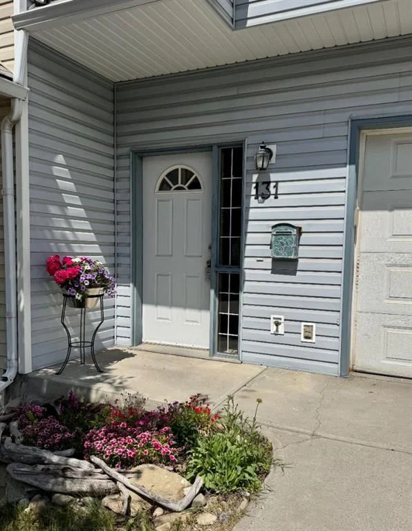 131 Patina Rise SW, Calgary — photo 2 of 28