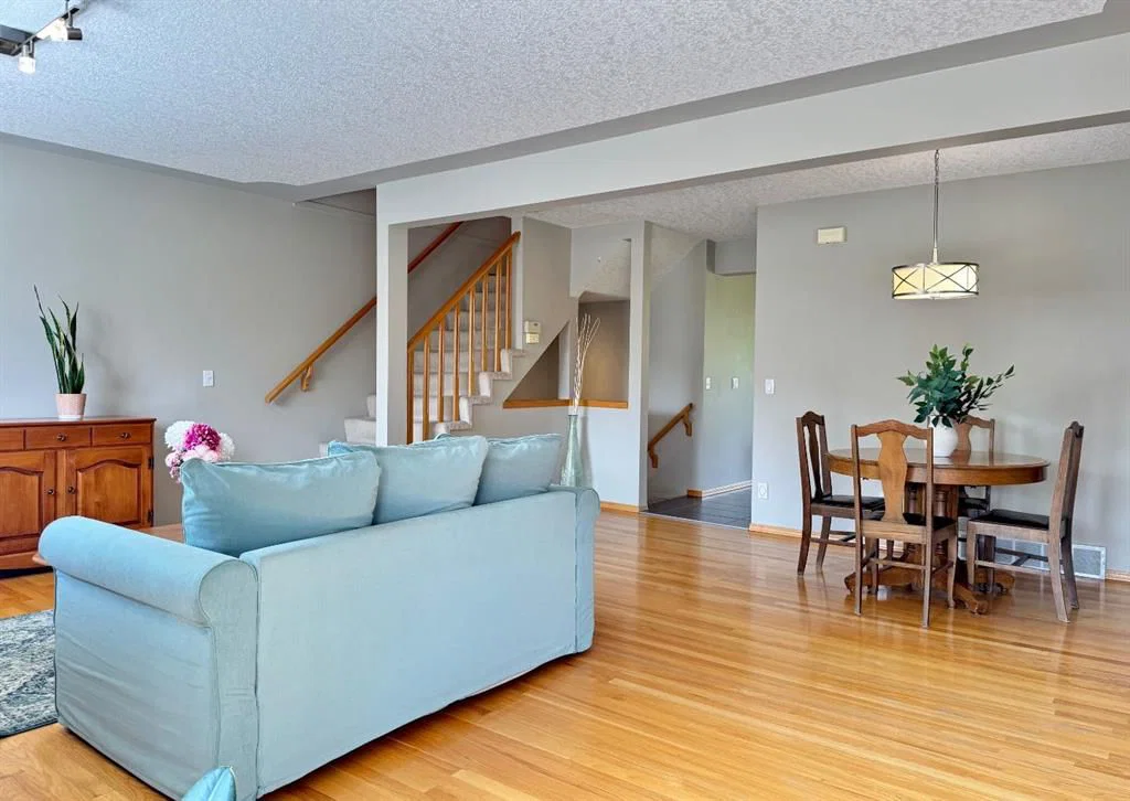 131 Patina Rise SW, Calgary — photo 4 of 28