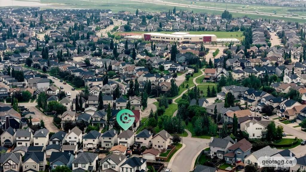 12 Copperfield Rise SE, Calgary — photo 5 of 48