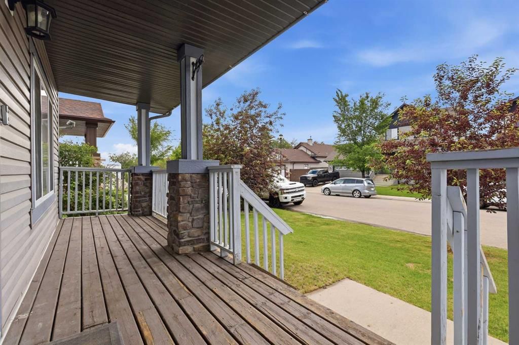 62 Besse Avenue NW, Langdon — photo 5 of 48