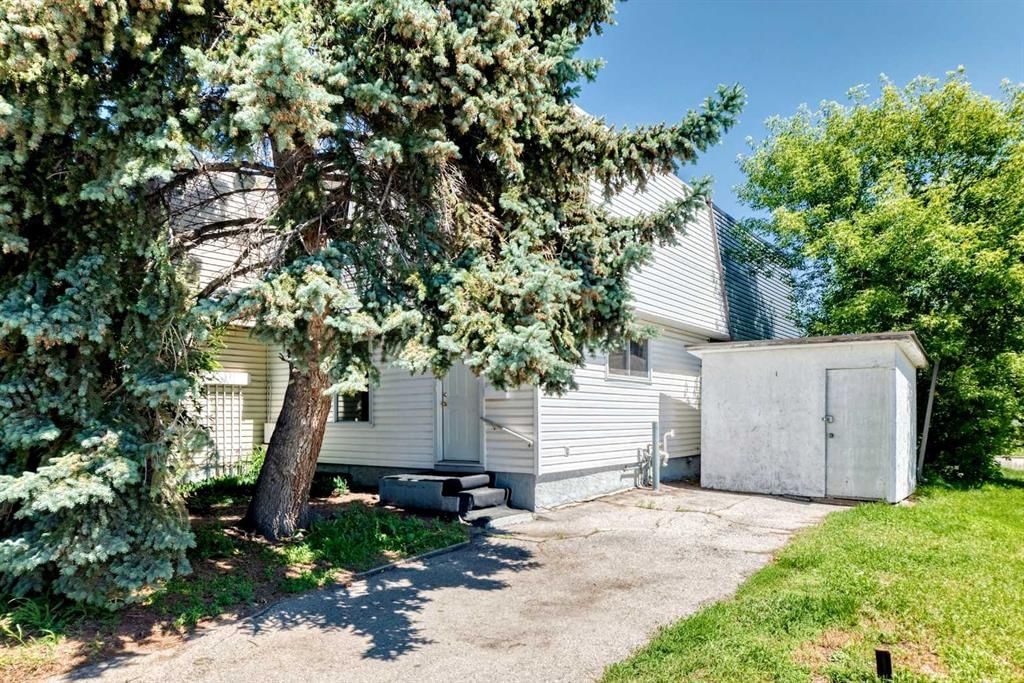 52 Doverdale Mews SE, Calgary — photo 2 of 37