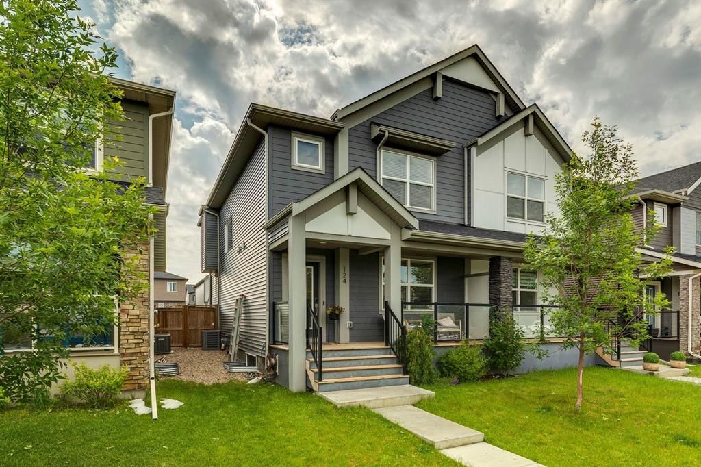 124 Wolf Willow Boulevard SE, Calgary — main listing photo