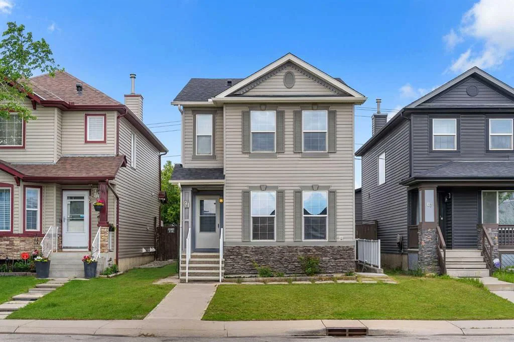 91 Saddlebrook Way NE, Calgary — main listing photo
