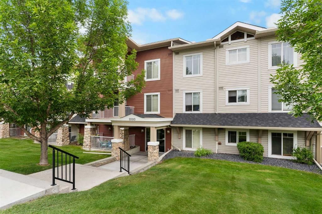 1102, 70 Panamount Drive NW, Calgary — photo 2 of 42