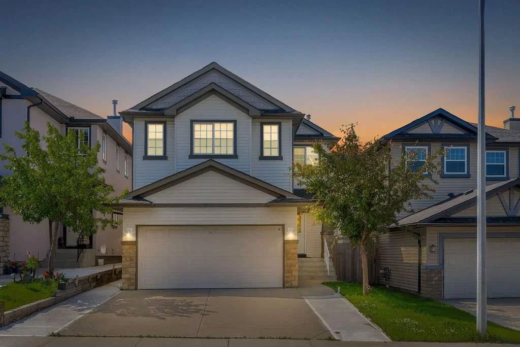 7 Saddlecrest Terrace NE, Calgary — main listing photo