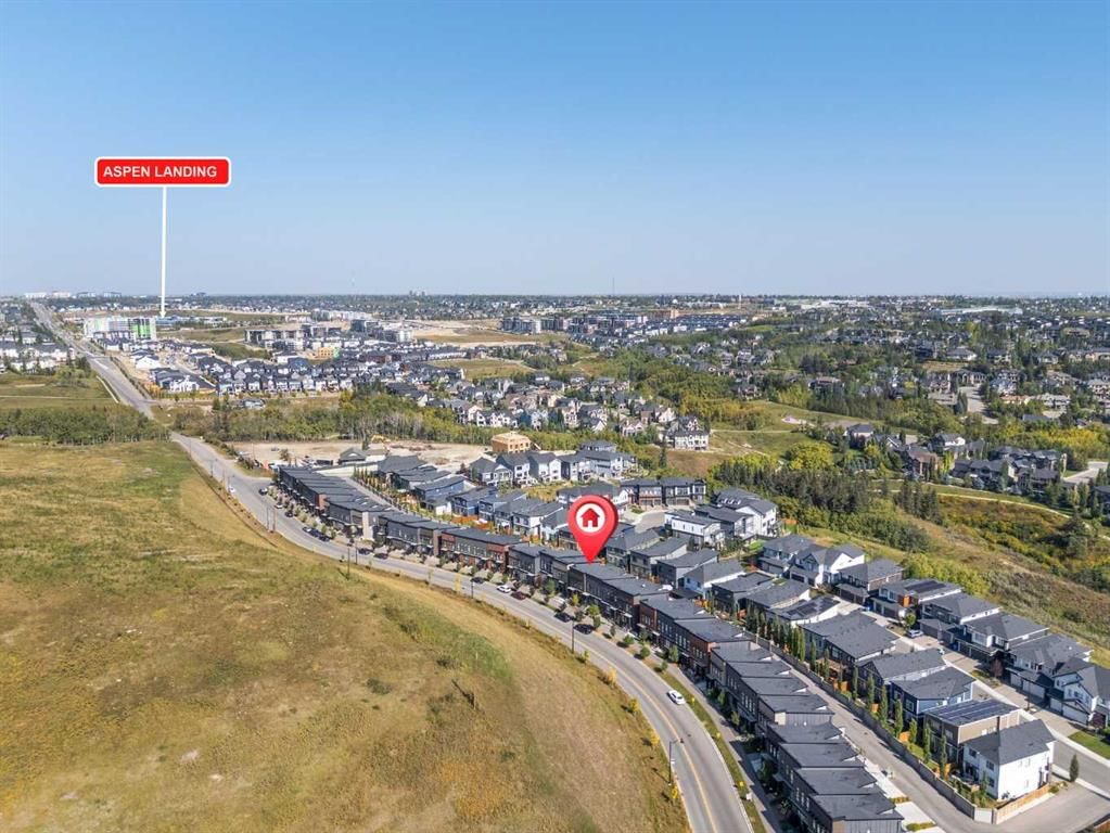 3044 85 Street SW, Calgary — photo 3 of 47