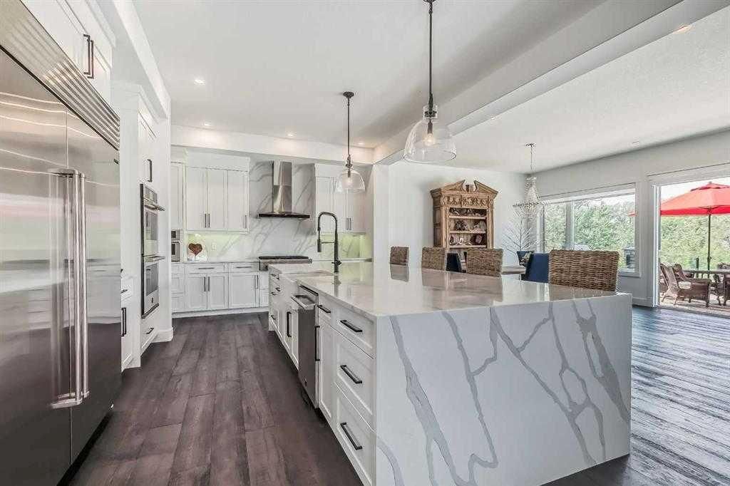 276 Cranbrook Point SE, Calgary — photo 5 of 48