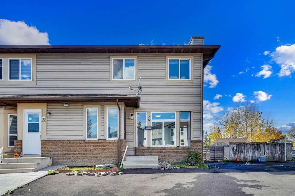 26 Falmead Bay NE, Calgary — main listing photo