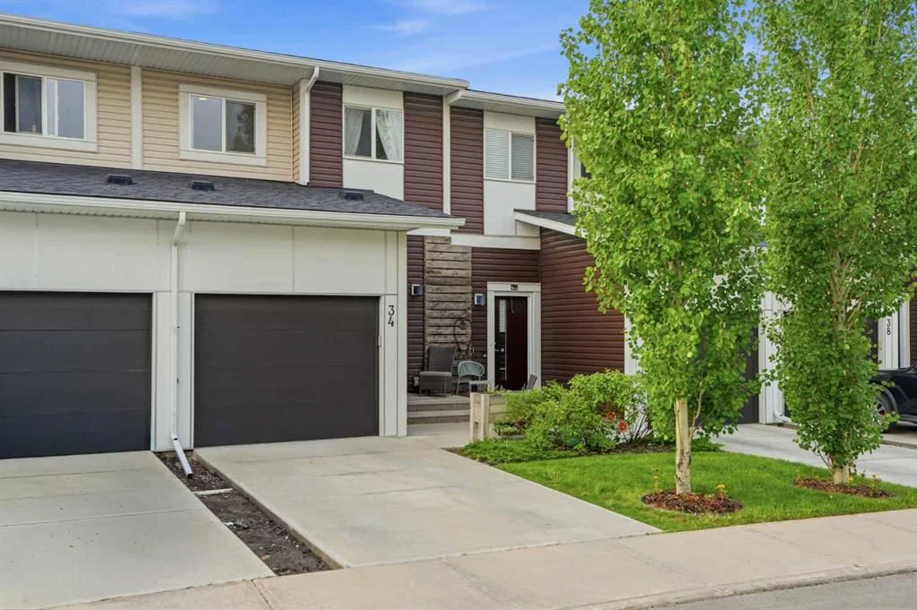 34 Walden Lane SE, Calgary — photo 4 of 47
