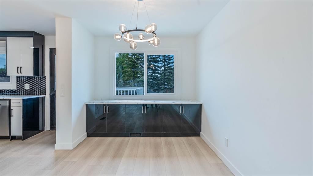 172 Pinewind Road NE, Calgary — photo 4 of 37