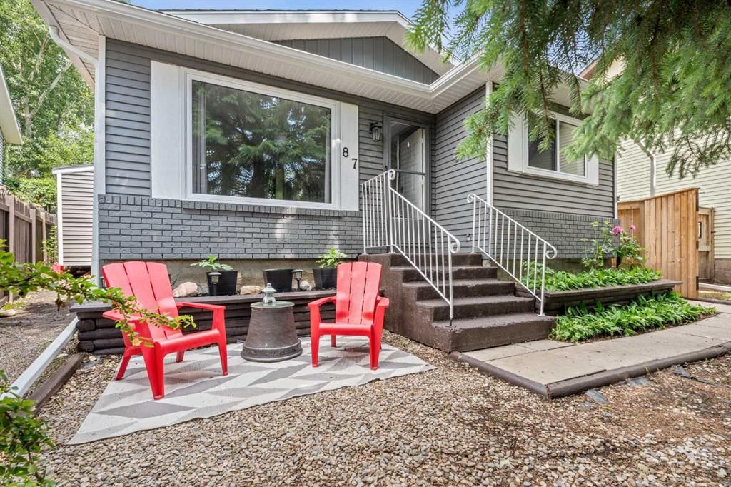 87 Deer Ridge Way SE, Calgary — main listing photo