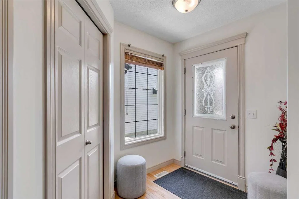 133 Everwoods Close SW, Calgary — photo 4 of 40