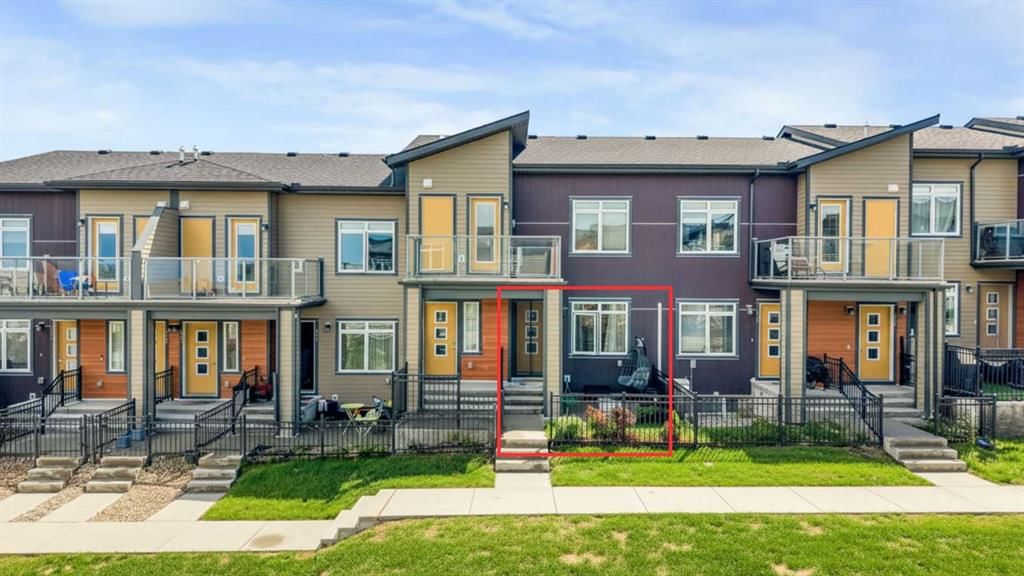 167 Sage Bluff Circle NW, Calgary — main listing photo