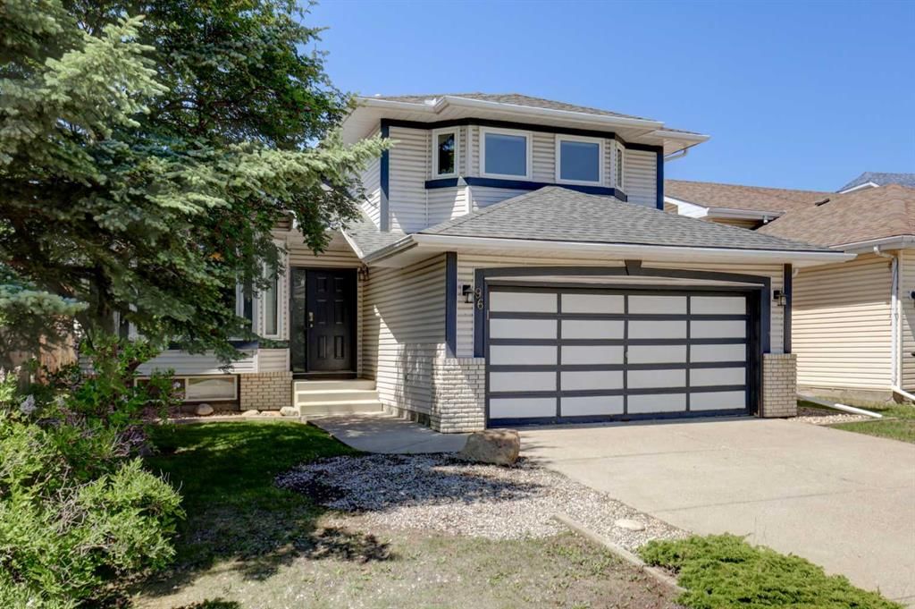 96 Hawktree Close NW, Calgary — main listing photo