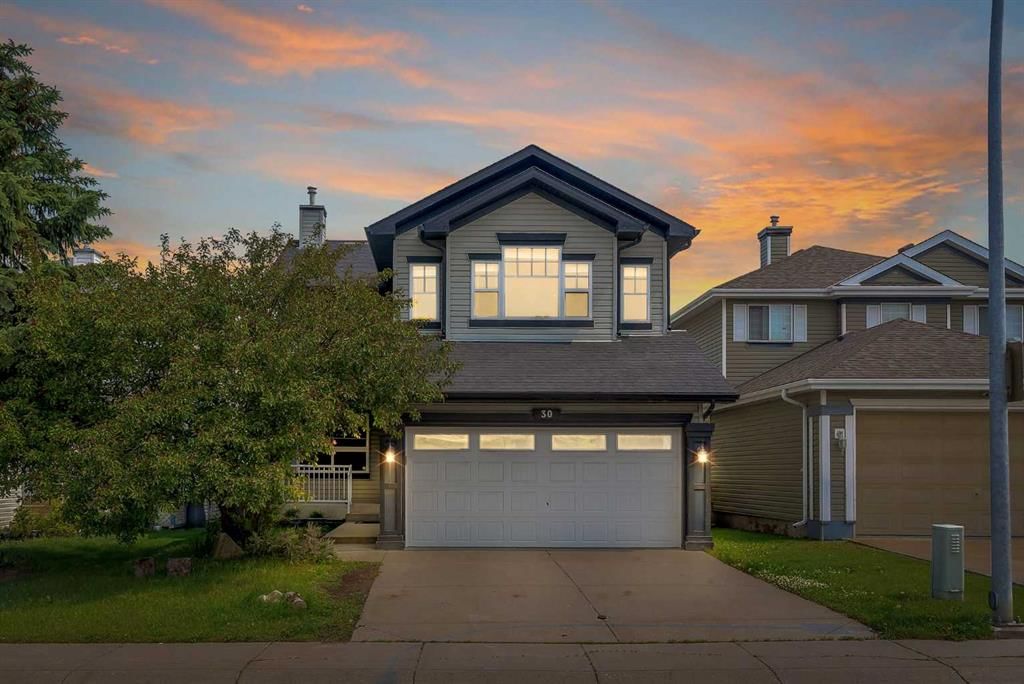 30 Citadel Crest Link NW, Calgary — main listing photo