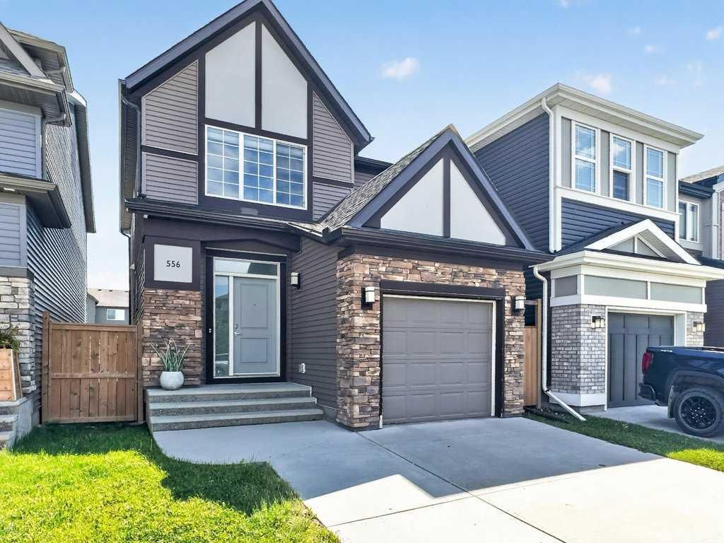 556 Belmont Heath SW, Calgary — photo 3 of 45