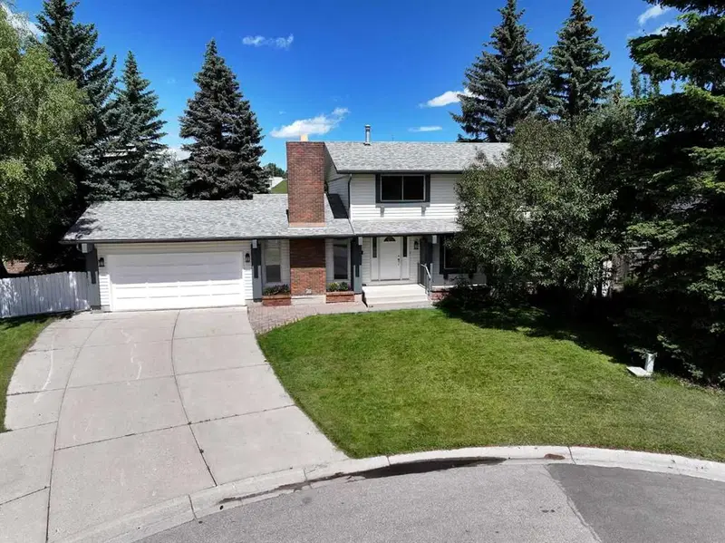 540 Varsity Estates Place NW, Calgary — main listing photo