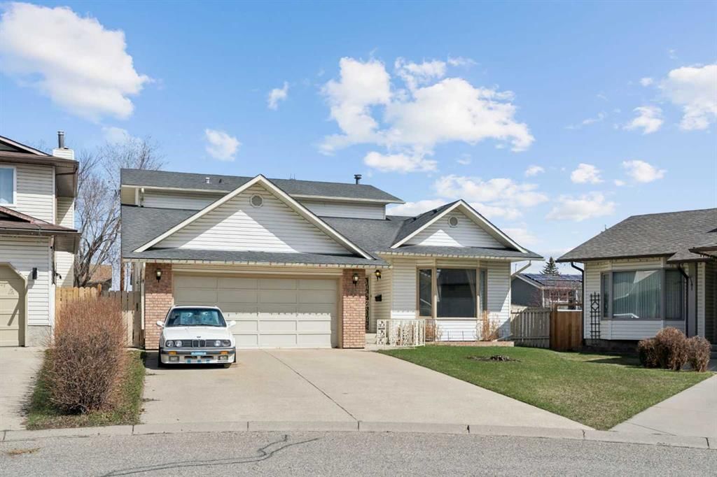 40 Scenic Place NW, Calgary — photo 2 of 36