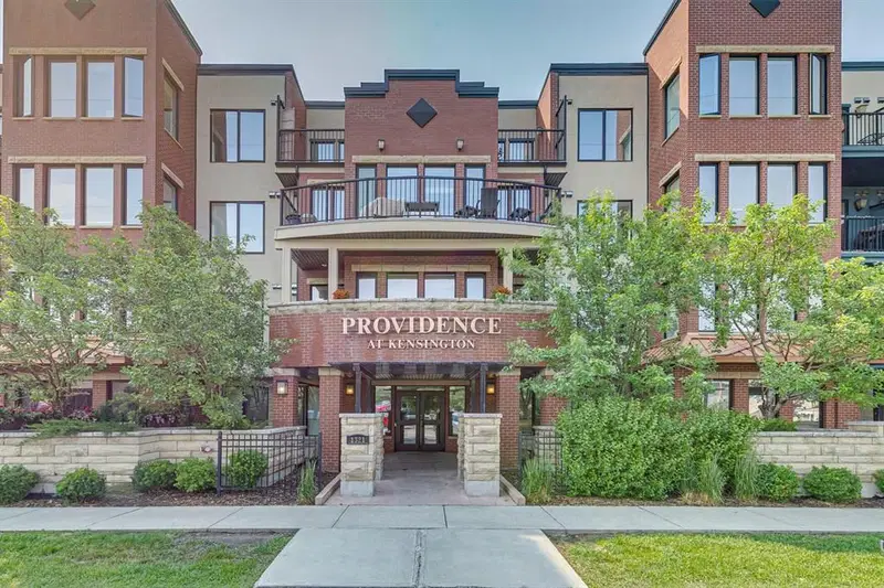 209, 1321 Kensington Close NW, Calgary — main listing photo