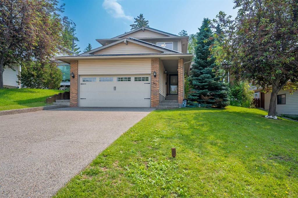 40 Silver Ridge Court NW, Calgary — photo 5 of 50