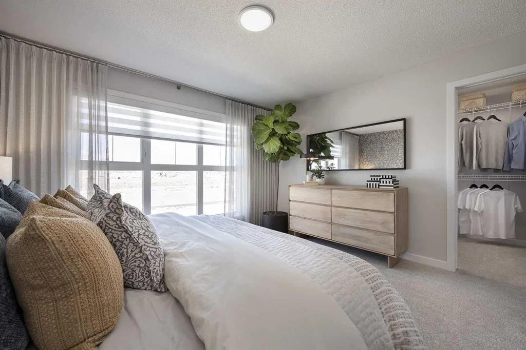 74 Magnolia Street SE, Calgary — photo 4 of 10