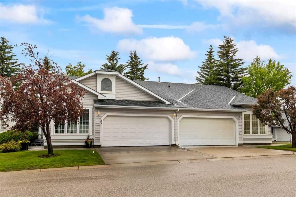 33 Douglasview Park SE, Calgary — main listing photo