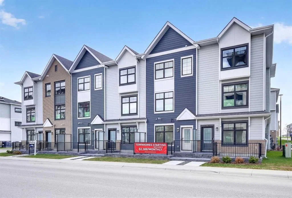157 Mahogany Gardens SE, Calgary — main listing photo