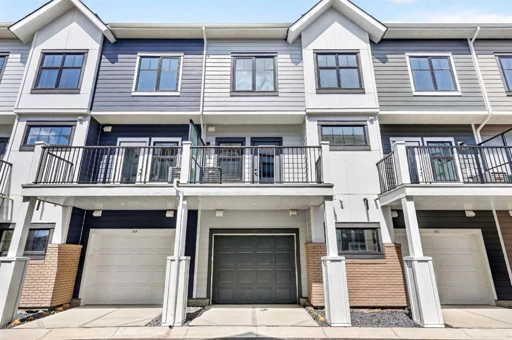 157 Mahogany Gardens SE, Calgary — photo 2 of 22