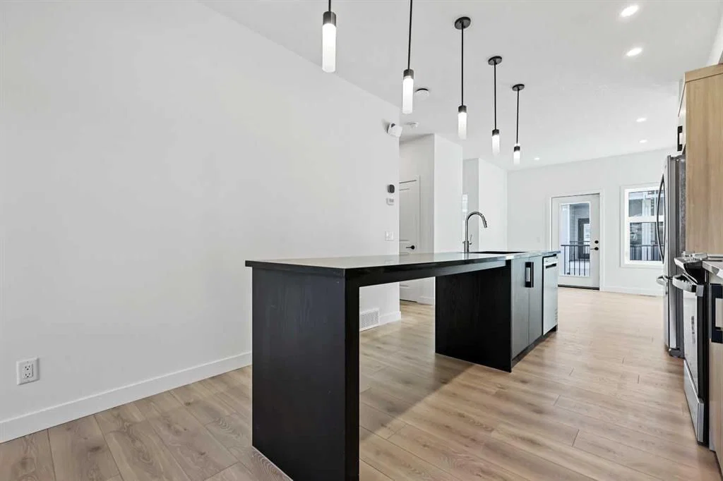 157 Mahogany Gardens SE, Calgary — photo 4 of 22