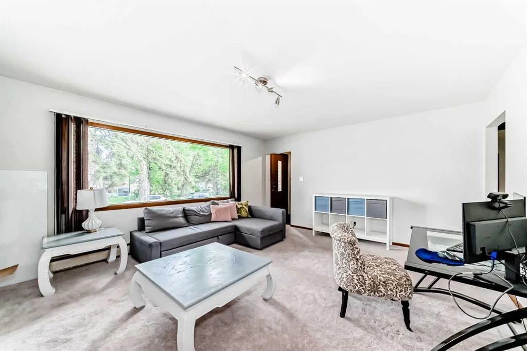 6441 18A Street SE, Calgary — photo 4 of 27