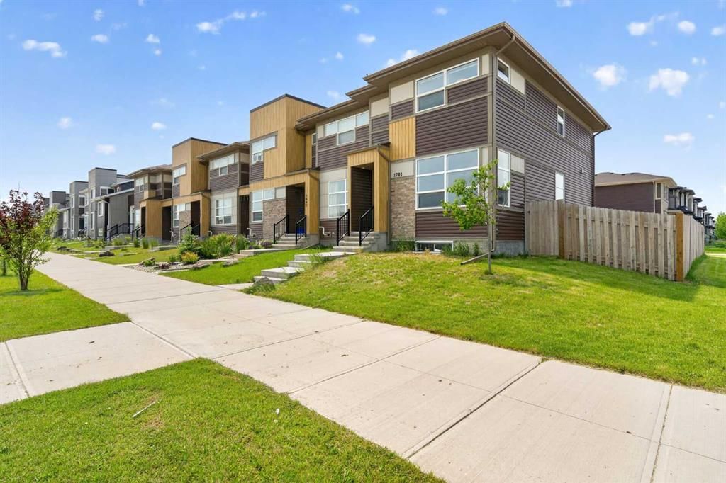 1701 Cornerstone Boulevard NE, Calgary — photo 2 of 49