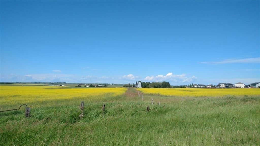 30077 RR14 NW, Carstairs — photo 5 of 23