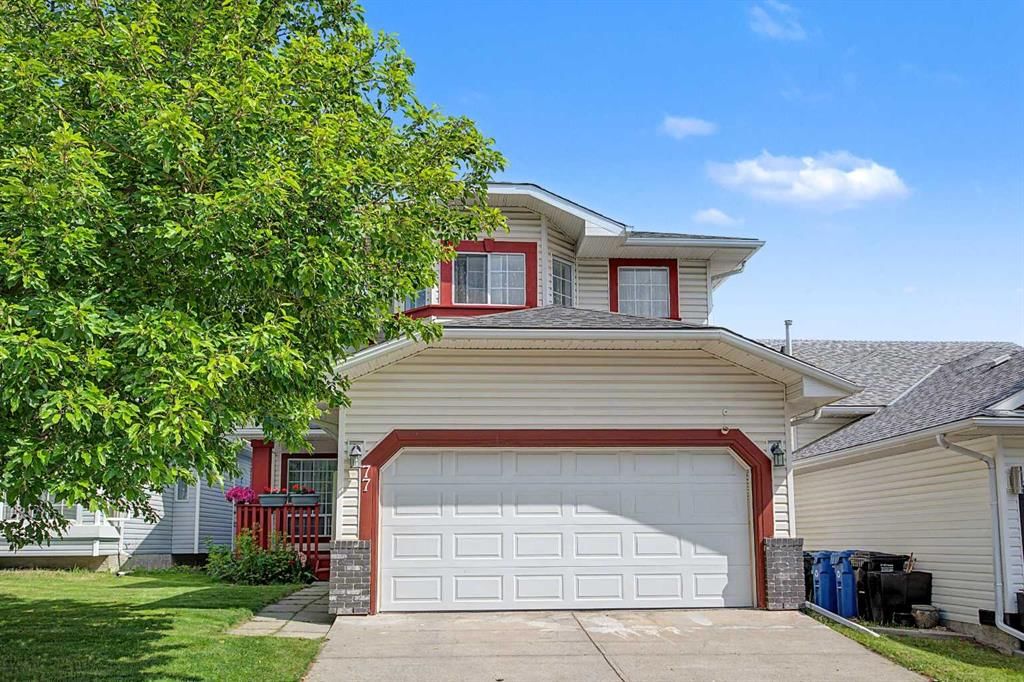 77 Citadel Gardens NW, Calgary — main listing photo