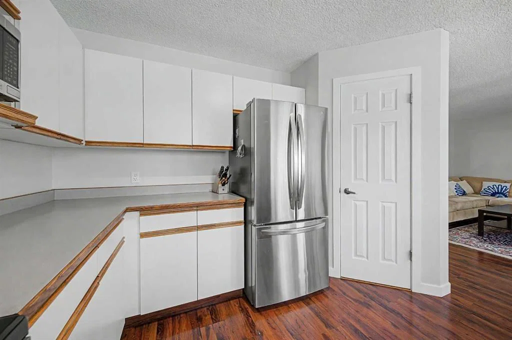 77 Citadel Gardens NW, Calgary — photo 4 of 43